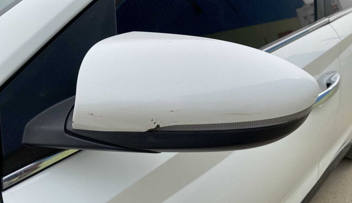 2021 Hyundai NEW I20 ASTA 1.0 GDI TURBO DCT, Petrol, Automatic, 32,537 km, Left rear-view mirror - Cover has minor damage
