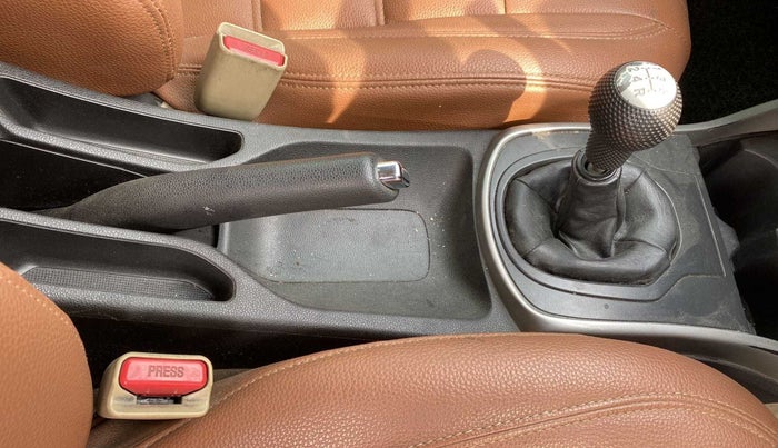 2018 Honda City 1.5L I-VTEC SV, Petrol, Manual, 97,154 km, Gear Lever