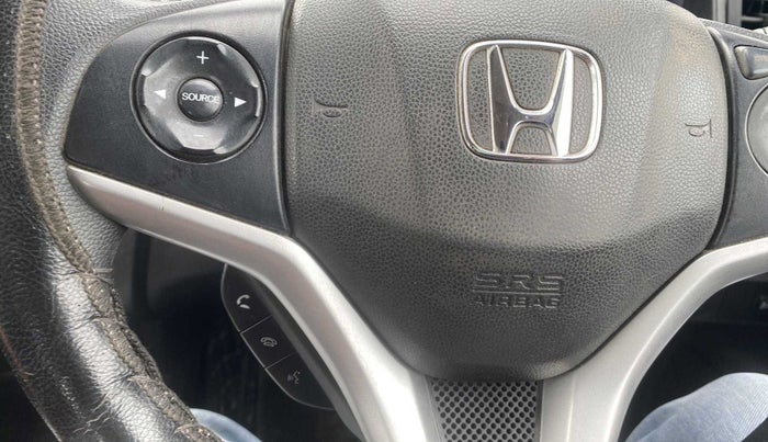 2017 Honda WR-V 1.5L I-DTEC VX MT, Diesel, Manual, 88,104 km, Steering wheel - Phone control not functional