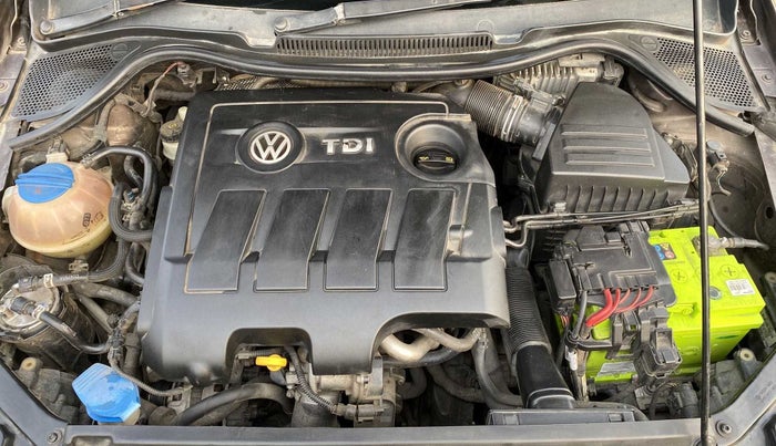 2015 Volkswagen Vento HIGHLINE 1.5 AT, Diesel, Automatic, 89,982 km, Open Bonet