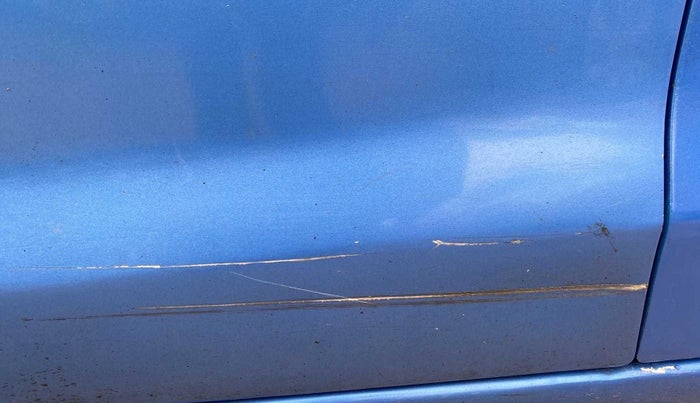 2014 Honda Brio S MT, Petrol, Manual, 48,756 km, Front passenger door - Slightly dented