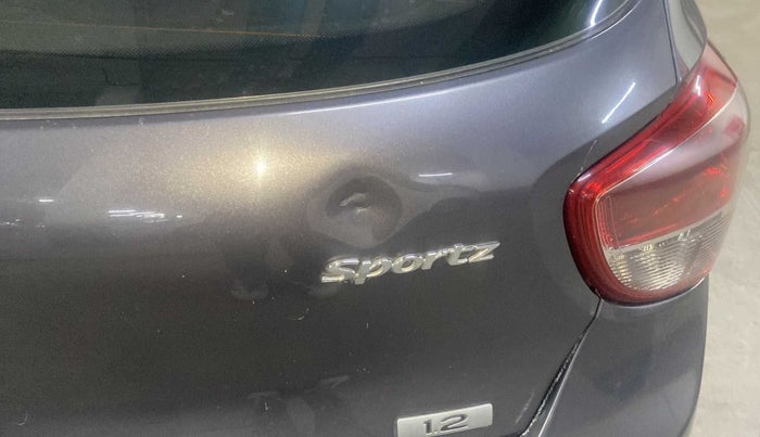 2016 Hyundai Grand i10 SPORTZ 1.2 KAPPA VTVT, Petrol, Manual, 60,441 km, Dicky (Boot door) - Minor scratches