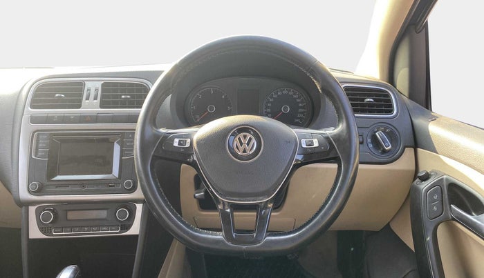 2017 Volkswagen Ameo HIGHLINE DSG 1.5 DIESEL , Diesel, Automatic, 46,293 km, Steering Wheel Close Up