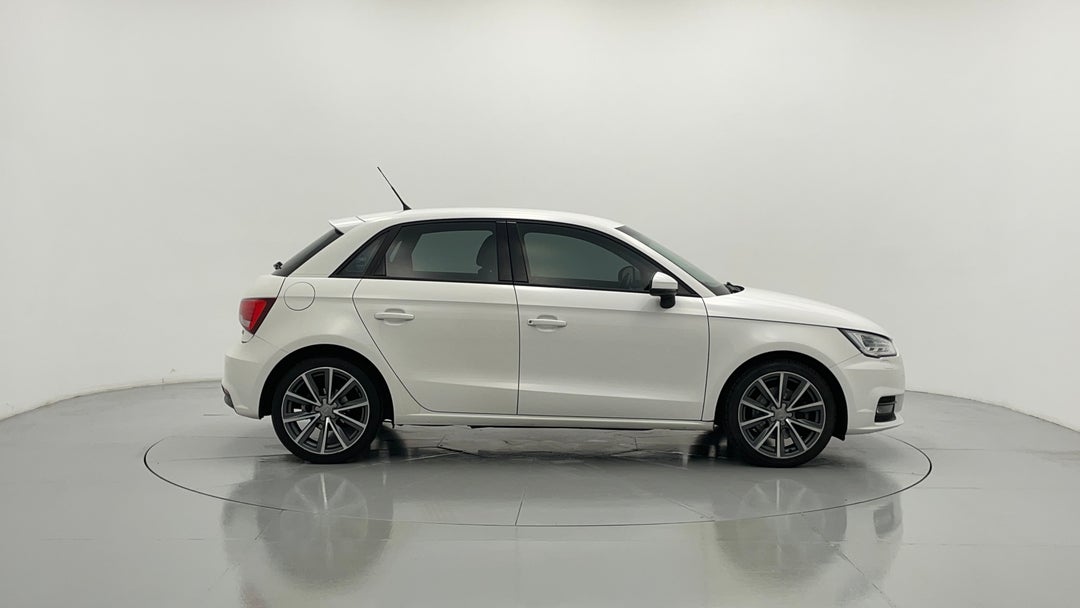 2016 Audi A1 Sportback 1.4 Tfsi Sport, Automatic, 83707 km, Right Side View