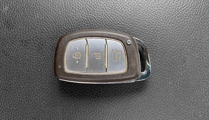 2015 Hyundai Elite i20 ASTA 1.2, Petrol, Manual, 33,924 km, Key Close Up