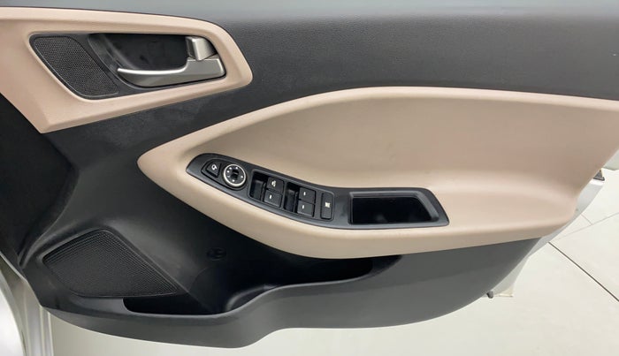 2016 Hyundai Elite i20 ASTA 1.2, Petrol, Manual, 32,296 km, Driver Side Door Panels Control