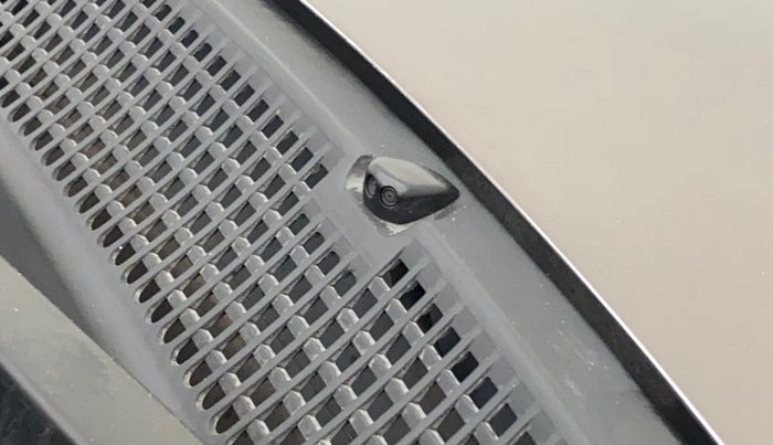 2013 Honda Brio S MT, Petrol, Manual, 74,001 km, Front windshield - Wiper nozzle not functional