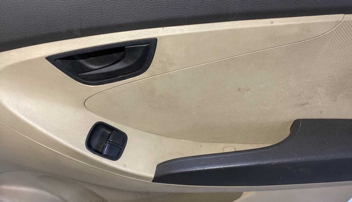 2018 Hyundai Eon ERA +, Petrol, Manual, 15,417 km, Driver Side Door Panels Control