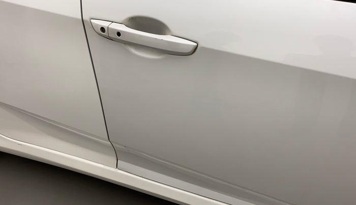 2019 Honda Civic 1.8L I-VTEC V CVT, Petrol, Automatic, 59,404 km, Driver-side door - Paint has faded