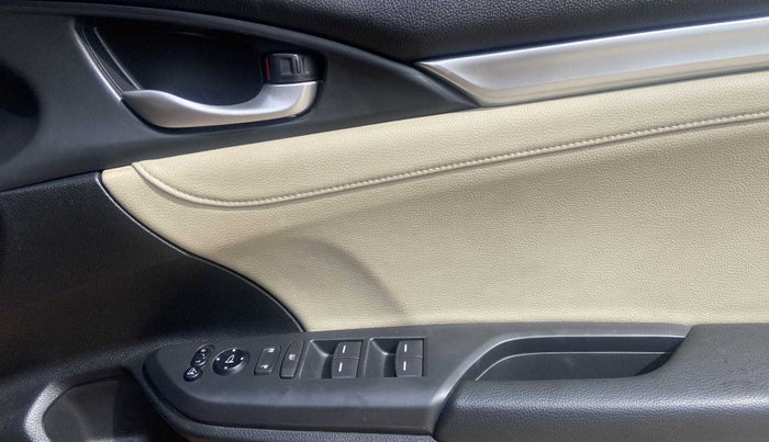 2019 Honda Civic 1.6L I-DTEC ZX MT, Diesel, Manual, 9,728 km, Driver Side Door Panels Control