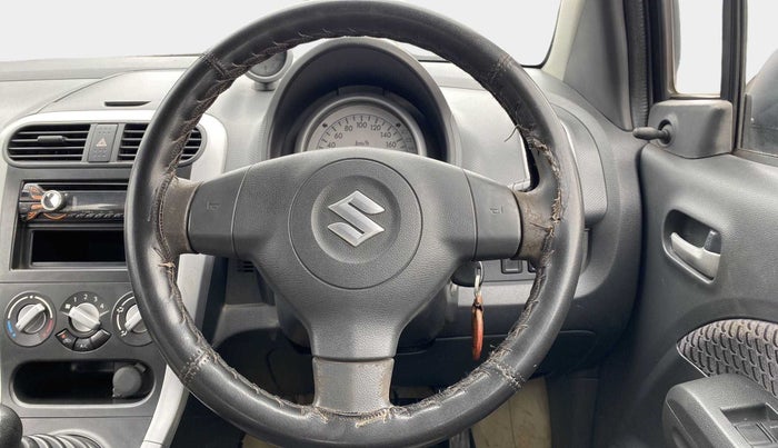 2013 Maruti Ritz VXI, Petrol, Manual, 74,607 km, Steering wheel - Steering cover is minor torn