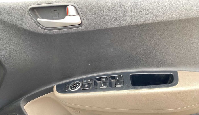 2015 Hyundai Xcent S 1.2, Petrol, Manual, 46,506 km, Driver Side Door Panels Control