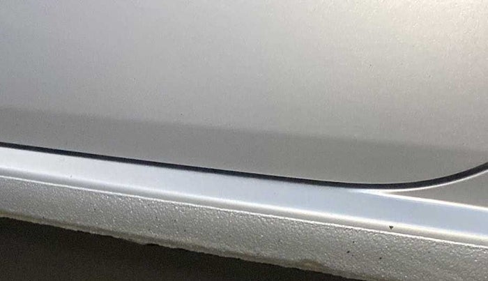 2019 Volkswagen Ameo TRENDLINE 1.0L, Petrol, Manual, 71,636 km, Left running board - Minor scratches