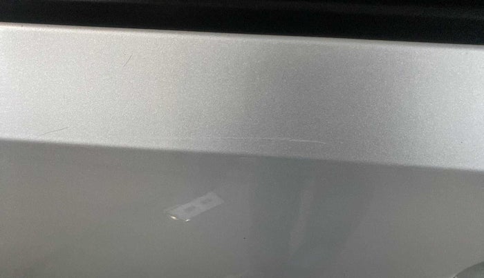 2019 Volkswagen Ameo TRENDLINE 1.0L, Petrol, Manual, 71,636 km, Front passenger door - Minor scratches