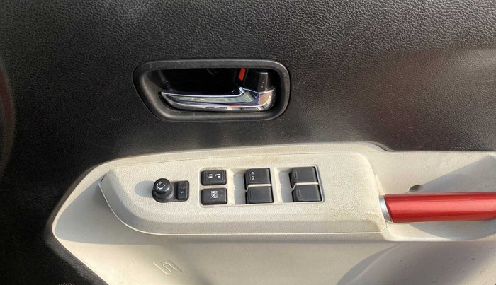 2017 Maruti IGNIS ZETA 1.2 AMT, Petrol, Automatic, 32,266 km, Driver Side Door Panels Control