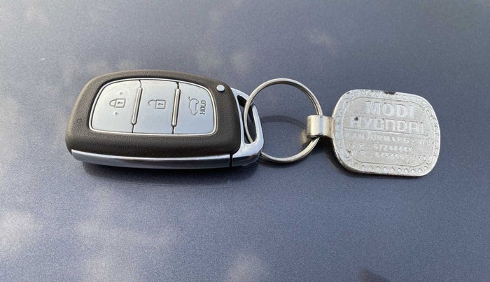 2015 Hyundai Elite i20 ASTA 1.2, Petrol, Manual, 49,713 km, Key Close Up