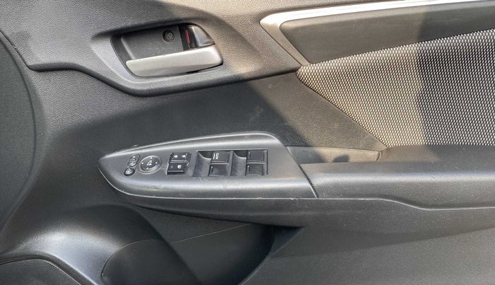 2017 Honda WR-V 1.2L I-VTEC VX MT, Petrol, Manual, 33,781 km, Driver Side Door Panels Control