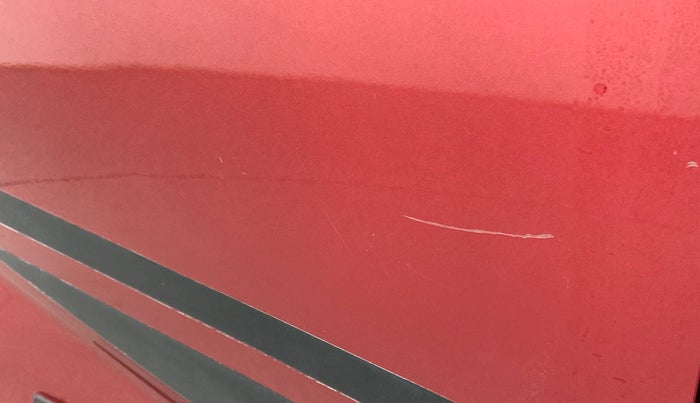 2016 Datsun Redi Go S, Petrol, Manual, 64,045 km, Right rear door - Minor scratches