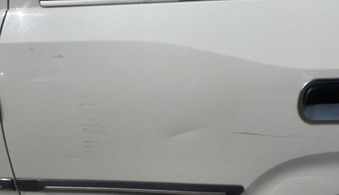2019 Maruti New Wagon-R VXI (O) 1.0, Petrol, Manual, 30,938 km, Rear left door - Minor scratches