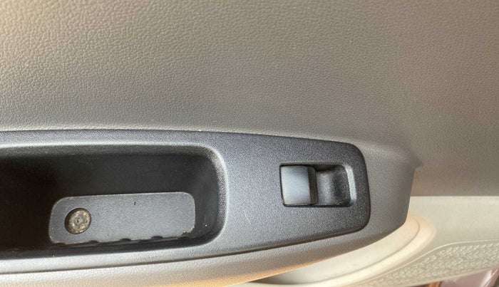 2020 Hyundai AURA SX 1.2 (O), Petrol, Manual, 14,593 km, Left rear window switch / handle - Window making noise/ moving slow