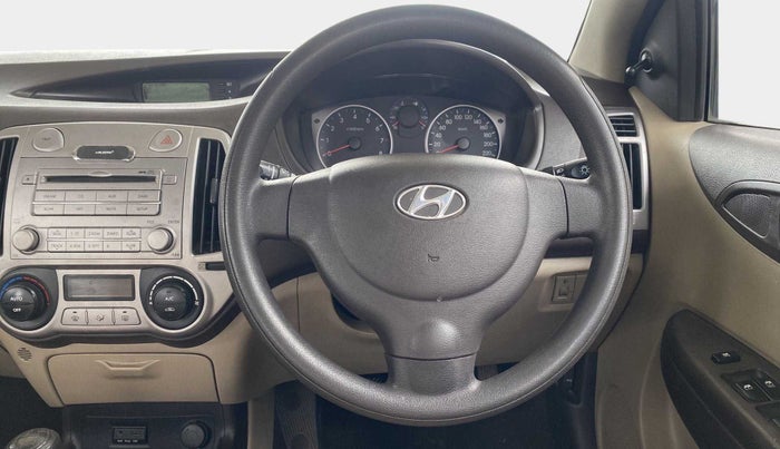 2011 Hyundai i20 MAGNA 1.2, Petrol, Manual, 49,617 km, Steering Wheel Close Up