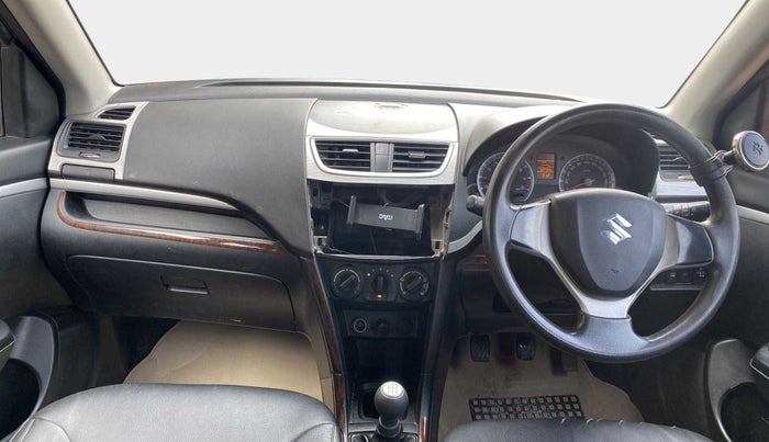 2013 Maruti Swift VXI, Petrol, Manual, 62,847 km, Dashboard