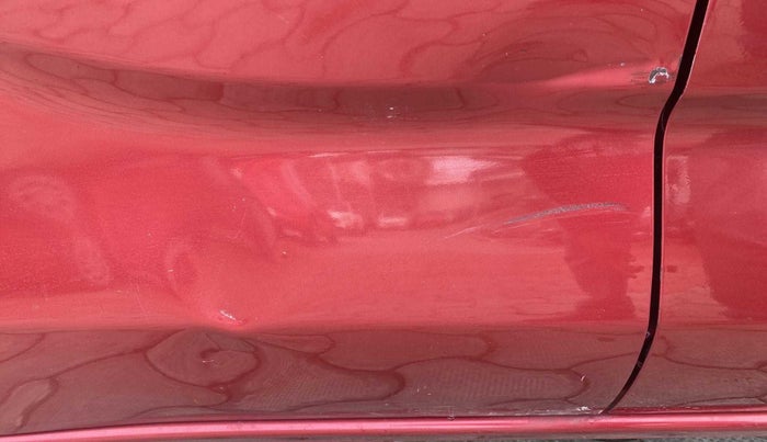 2018 Datsun Redi Go T (O), Petrol, Manual, 22,761 km, Right rear door - Minor scratches