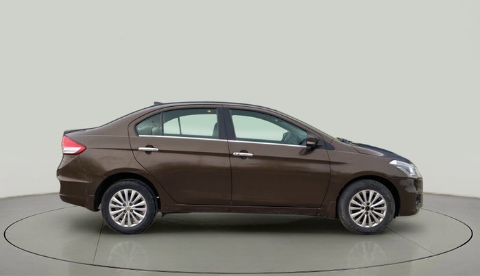 2016 Maruti Ciaz ZDI SHVS, Diesel, Manual, 62,408 km, Right Side