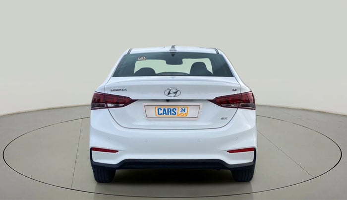 2017 Hyundai Verna 1.6 VTVT SX, Petrol, Manual, 13,186 km, Back/Rear