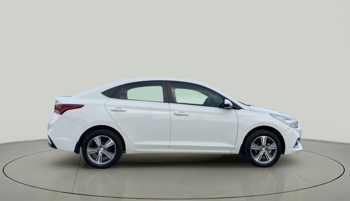 2017 Hyundai Verna 1.6 VTVT SX, Petrol, Manual, 13,186 km, Right Side View