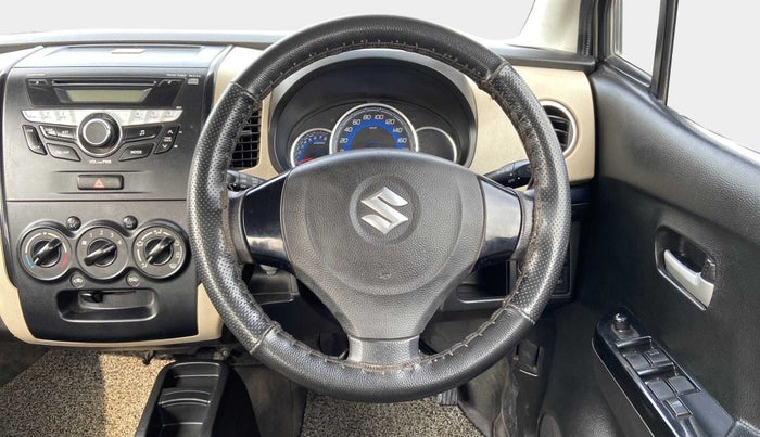 2017 Maruti Wagon R 1.0 VXI, CNG, Manual, 60,393 km, Steering Wheel Close Up
