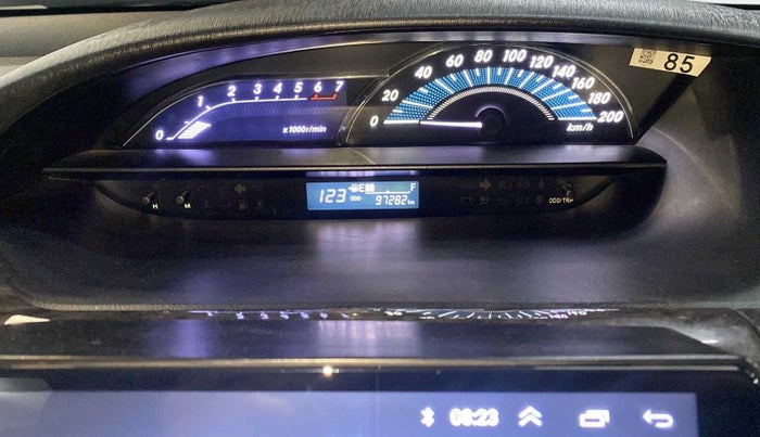 2017 Toyota Etios VX PLATINUM, Petrol, Manual, 97,301 km, Odometer Image