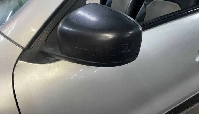 2016 Renault Kwid RXT 0.8, Petrol, Manual, 47,182 km, Left rear-view mirror - Minor scratches