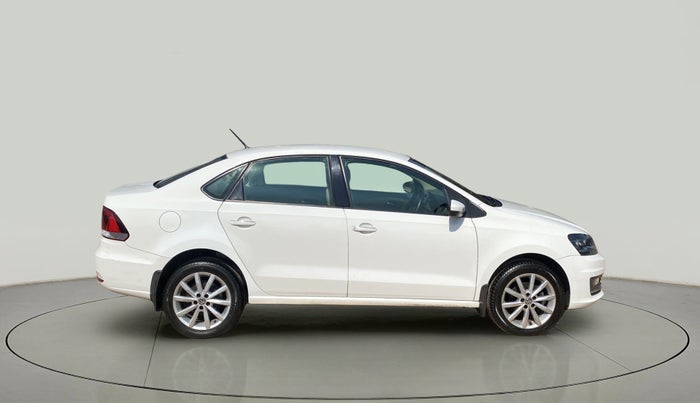 2017 Volkswagen Vento HIGHLINE PLUS 1.2 AT 16 ALLOY, Petrol, Automatic, 44,201 km, Right Side View