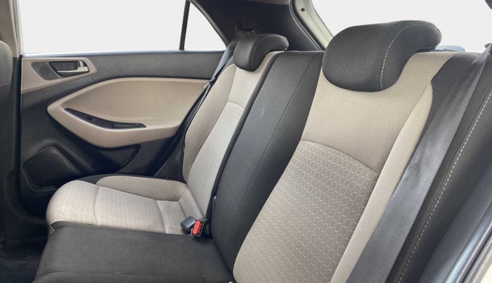 2015 Hyundai Elite i20 ASTA 1.2, Petrol, Manual, 90,430 km, Right Side Rear Door Cabin
