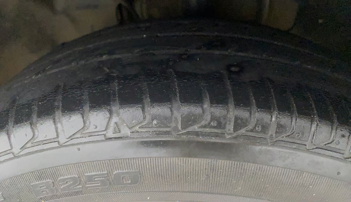 2018 Tata TIGOR XZ PLUS PETROL, Petrol, Manual, 87,393 km, Left Front Tyre Tread