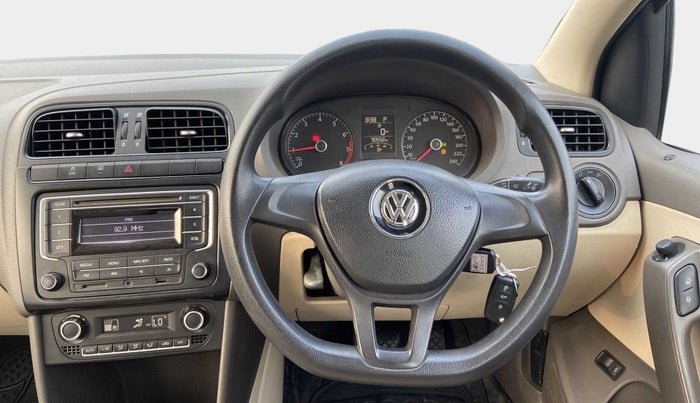 2015 Volkswagen Vento COMFORTLINE 1.2 TSI AT, Petrol, Automatic, 90,521 km, Steering Wheel Close Up