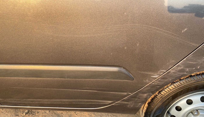 2011 Hyundai i10 ERA 1.1, Petrol, Manual, 52,881 km, Rear left door - Minor scratches
