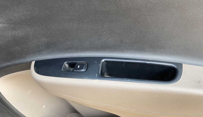 2015 Hyundai Grand i10 MAGNA 1.2 KAPPA VTVT, Petrol, Manual, 27,610 km, Right rear window switch / handle - Switch/handle not functional