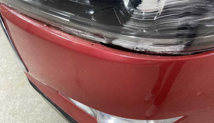 2017 Toyota Innova Crysta TOURING SPORT DIESEL MT, Diesel, Manual, 40,409 km, Front bumper - Bumper cladding minor damage/missing