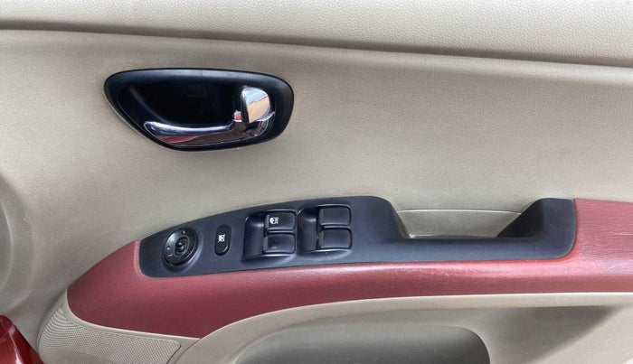 2013 Hyundai i10 MAGNA 1.2, Petrol, Manual, 55,636 km, Driver Side Door Panels Control