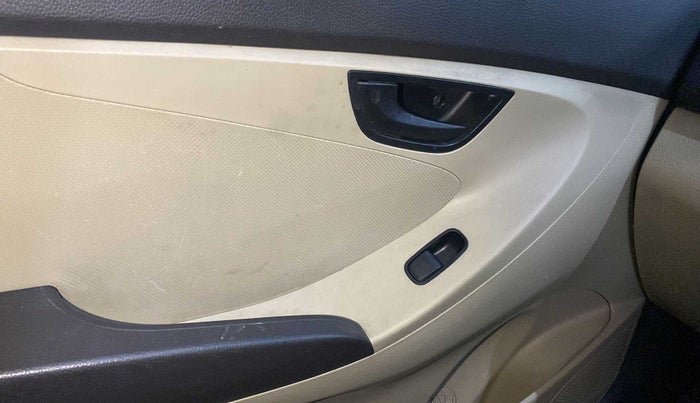 2014 Hyundai Eon ERA +, Petrol, Manual, 87,250 km, Left front window switch / handle - Power window makes minor noise