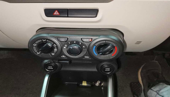 2021 Maruti IGNIS ZETA 1.2 AMT, Petrol, Automatic, 11,132 km, Dashboard - Air Re-circulation knob is not working