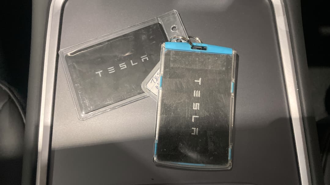 2023 Tesla Model Y Rear-wheel Drive, Automatic, 21676 km, Key Close-up