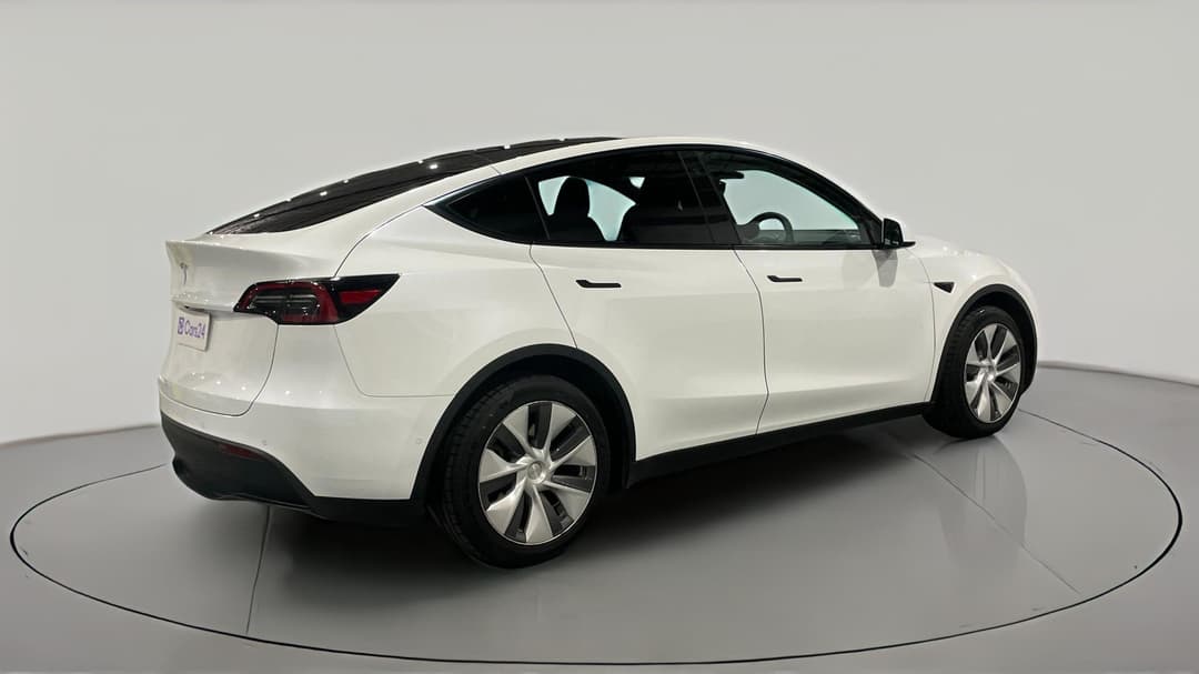 2023 Tesla Model Y Rear-wheel Drive, Automatic, 21676 km, Right Back Diagonal (45- Degree) View