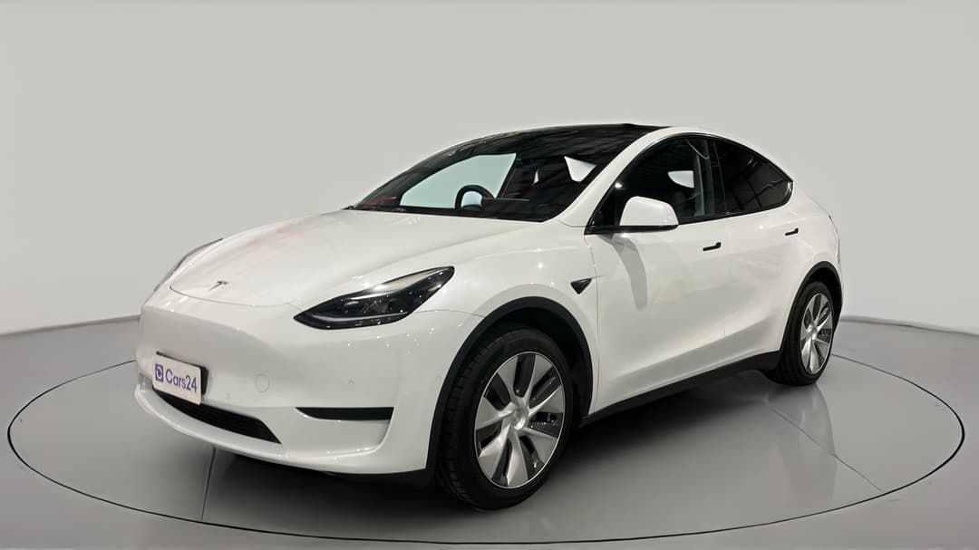 2023 Tesla Model Y Rear-wheel Drive, Automatic, 21676 km, Left Front Diagonal (45- Degree) View