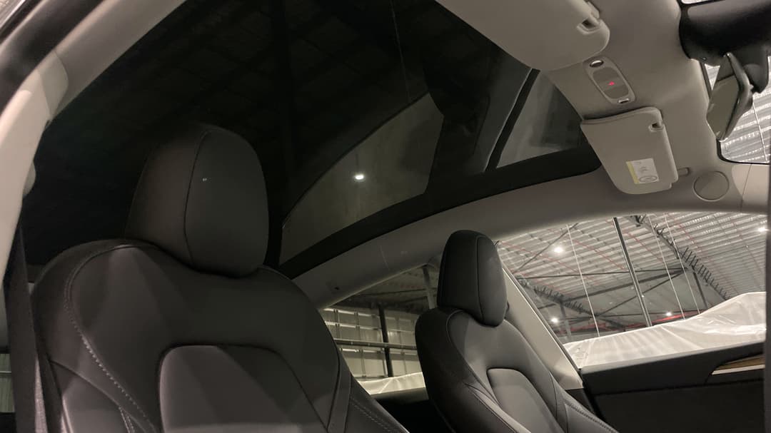 2023 Tesla Model Y Rear-wheel Drive, Automatic, 21676 km, Interior Sunroof/Moonroof