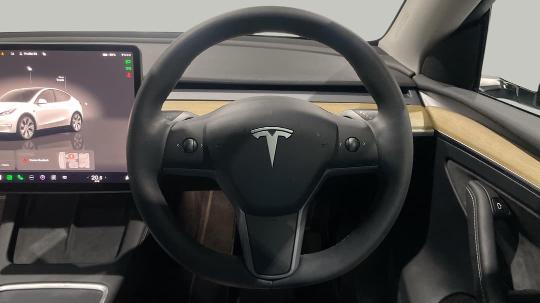 2023 Tesla Model Y Rear-wheel Drive, Automatic, 21676 km, Steering Wheel Close-up