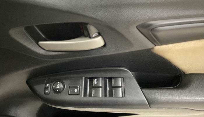 2018 Honda Jazz 1.5L I-DTEC SV, Diesel, Manual, 32,373 km, Driver Side Door Panels Control