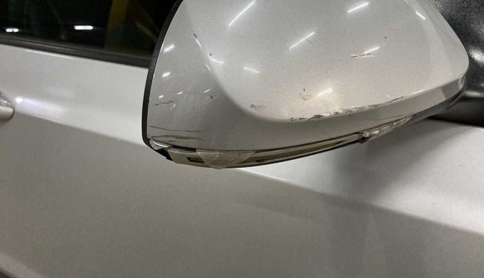2015 Hyundai Xcent S 1.2, Petrol, Manual, 94,056 km, Right rear-view mirror - Indicator light not working